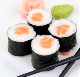 39. Hosomaki De Salmón (8 Pzs.)