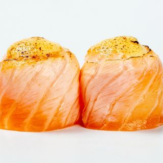 143. Gunkan flambè - 2 pezzi