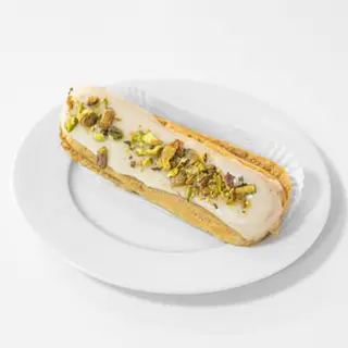 Eclair de pistacho