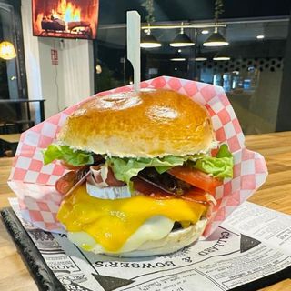 SUPER CHEESE BURGER