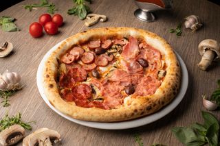 Pizza Quattro carni Ø 26cm - D