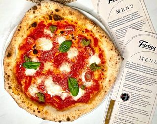 Pizza Bufala i Pesto 32cm