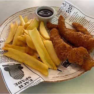 Fingers De Pollo con patatas fritas