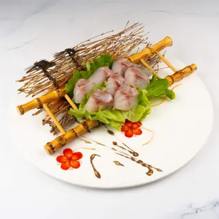 Sashimi brancin