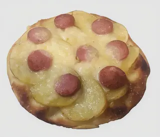 Patate e wurstel bianca