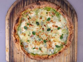 ЧОТИРИ ПЛЮС 2 СИРИ (400g)