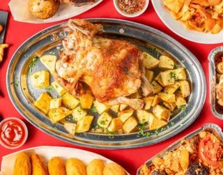 1 Pollo l'ast + 6 canelones de carne + patatas al horno