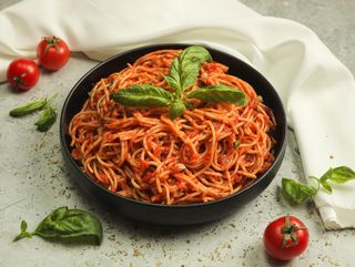 Սպագետի իտալական սոուսով /250 գր/