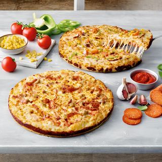 One chicken & One beef pizza