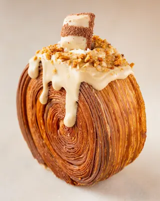 Supreme Croissant Kinder Bueno