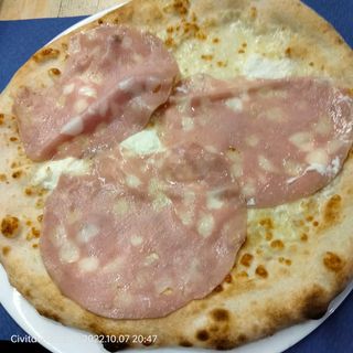 Stracciatella  e mortadella bianca