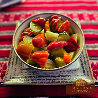 Salata asortata de muraturi