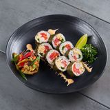 Футомакі з рибою та креветкою (280/40г)