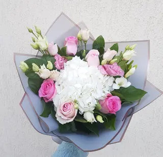 Buchet Pink