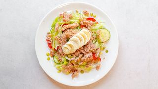 Sałatka z tuńczykiem