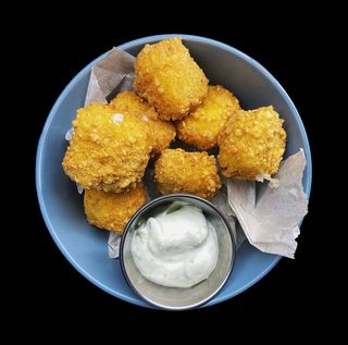 Сирні кульки з моцарели