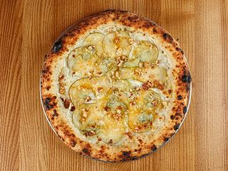 З грушею та горгонзолою (490g)