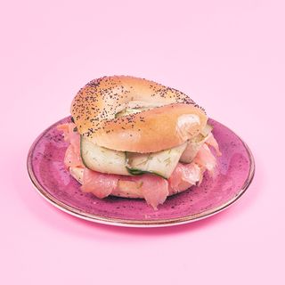 bagel de salmón