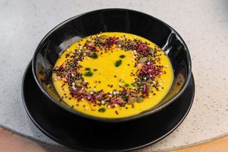 Гарбузовий крем із сирними грінками (300г)