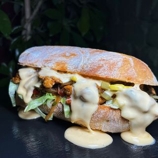  ჩაბატა ფახიტასითა და ყველის სოუსით