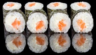 Хосомаки Сьомга и Филаделфия (110 г / 8 броя)