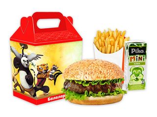 Бургер + фри + напиток на выбор + маленькая игрушка