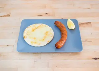 Chorizo Con Arepa
