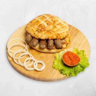 Ćevapčići sa pomfritom