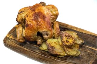 Pollo al ast con patatas (2 pax)  