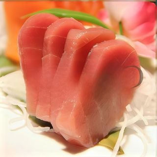 Sashimi maguro (12 uds.)