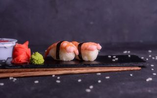 Нігірі з тигровою креветкою 1шт (32/15/10г)