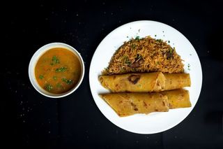 Pilau (F), Chapatti + Beef