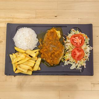 Sobrebarriga en salsa criolla