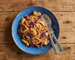 Frango chowmein