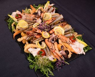 Platou cu fructe de mare (4 persoane) 1500g