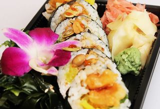 Futomak z kalmarem w tempurze (6szt.)