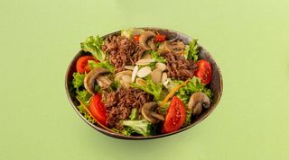 Салат з яловичиною та грибами (240г)