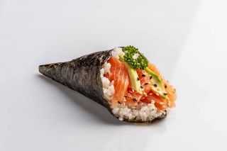 Temaki salmone e avocado