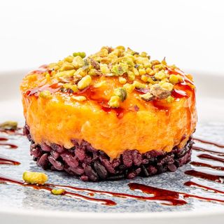 42. Tartare salmone e pistacchio