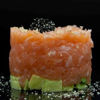 Tartare Salmone e Avocado