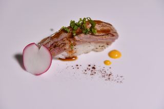 209. Nigi maguro roll 2 pezzi