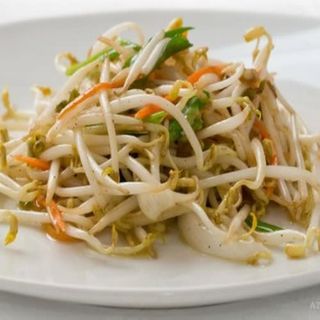 Ensalada De Brotes De Soja