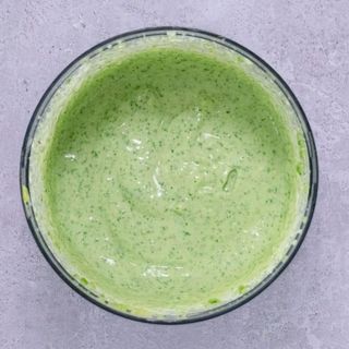 Salsa de menta con yogur(mint with yogurt)