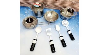 Игровой набор металлической посуды