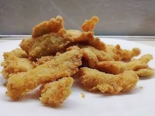 Straccetti di pollo impanati 