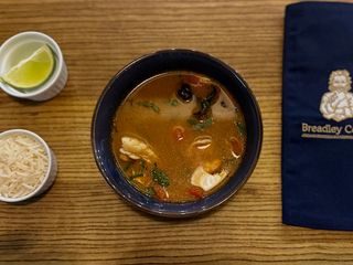 Том ям з морепродуктами (450г)