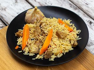 Плов зі свининою (200g)