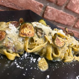 TAGLIATELLE ALLA NERANO(V)