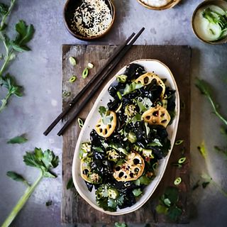 20. Салата китайски гъби (300гр)