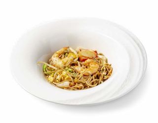 755. Soba con frutti di mare
